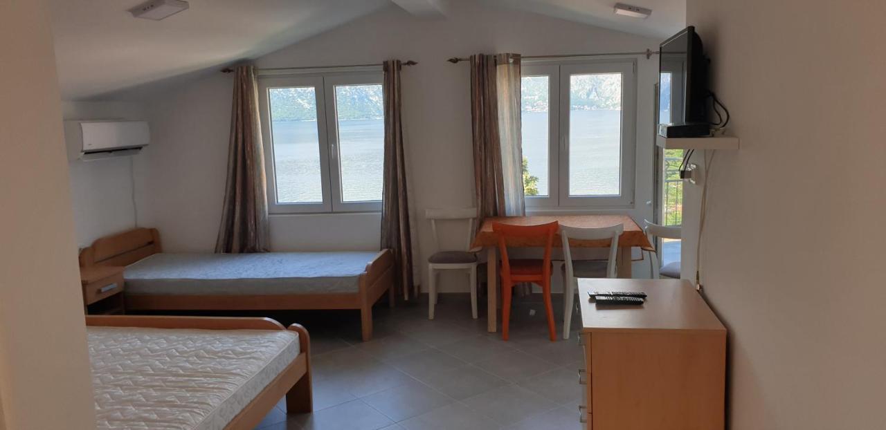Apartments Scorpio Котор Екстер'єр фото