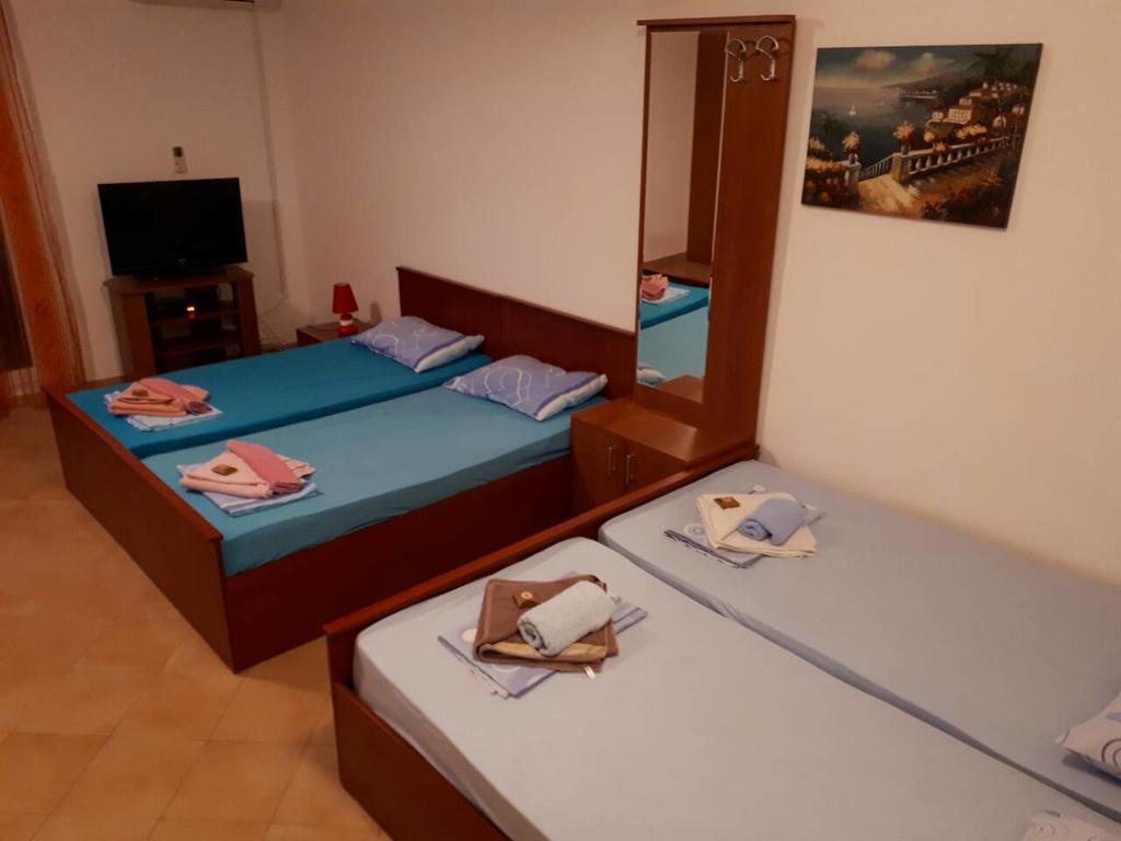 Apartments Scorpio Котор Екстер'єр фото